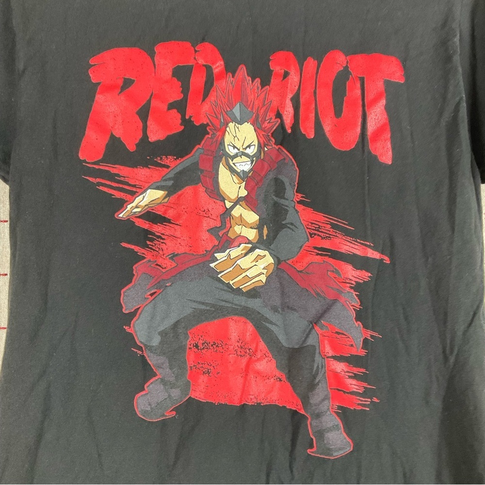 My Hero Academia Unisex Shirt Bundle Red Riot Ingenium Shota Aizawa Medium Shirt - Picture 10 of 14